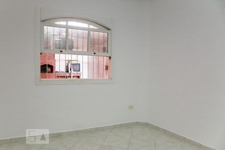 Casa para alugar com 150m², 2 quartos e 2 vagasQuarto 2