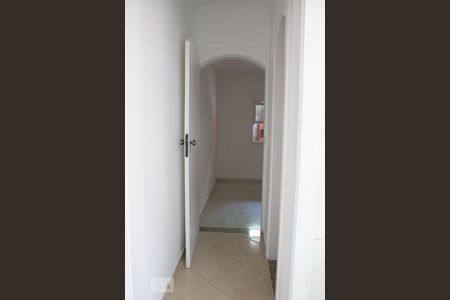 Casa para alugar com 150m², 2 quartos e 2 vagasCorredor