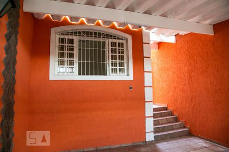 Casa para alugar com 150m², 2 quartos e 2 vagasVista da garagem