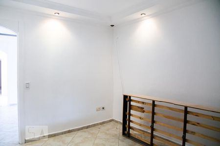 Casa para alugar com 150m², 2 quartos e 2 vagasQuarto 1