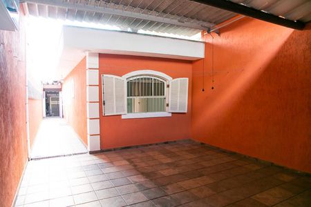 Casa para alugar com 150m², 2 quartos e 2 vagasVista do fundo da casa