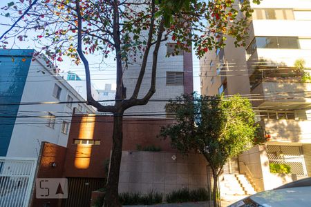 Apartamento para alugar com 68m², 2 quartos e 2 vagasFachada