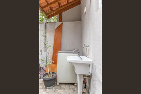 Área de Serviço de casa para alugar com 2 quartos, 113m² em Pompeia, São Paulo