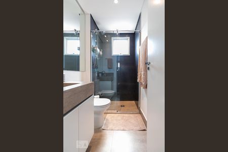 Apartamento à venda com 89m², 2 quartos e 2 vagasBanheiro da Suíte 2