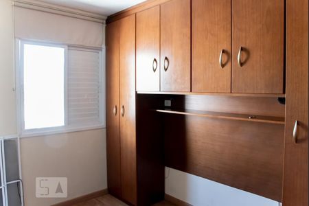 Quarto 2 de apartamento para alugar com 2 quartos, 47m² em Jardim São Francisco , São Paulo
