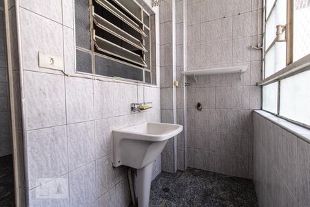 Apartamento para alugar com 108m², 3 quartos e sem vaga Apartamento para alugar com 108m², 3 quartos e sem vagaÁrea de serviço