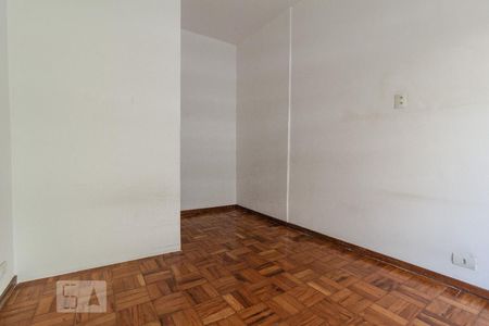 Apartamento para alugar com 108m², 3 quartos e sem vaga Apartamento para alugar com 108m², 3 quartos e sem vagaQuarto 2
