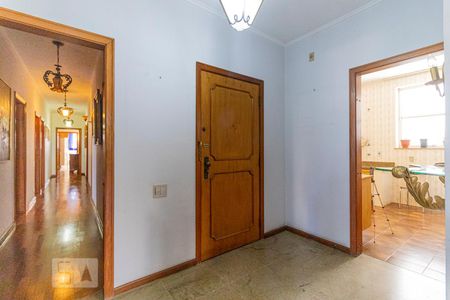 Hall de Entrada de Apartamento com 3 quartos, 325m² Higienópolis
