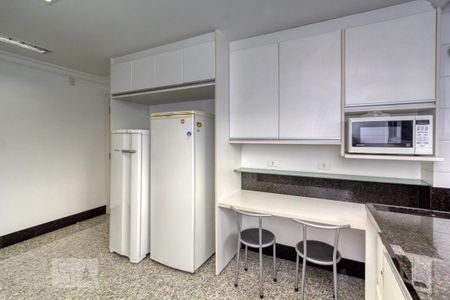 Apartamento à venda com 392m², 4 quartos e 5 vagasCozinha