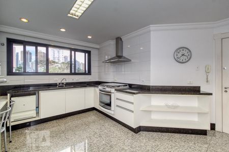 Apartamento à venda com 392m², 4 quartos e 5 vagasCozinha