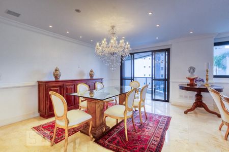 Sala 1 de apartamento à venda com 4 quartos, 392m² em Cabral, Curitiba