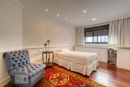 Apartamento à venda com 392m², 4 quartos e 5 vagasSuíte 2