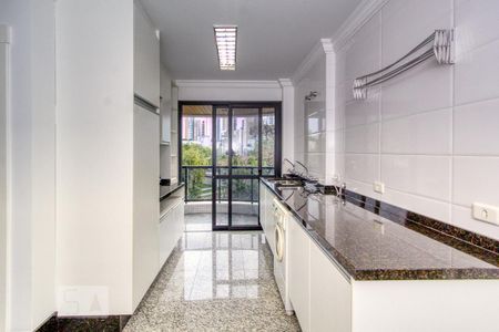 Apartamento à venda com 392m², 4 quartos e 5 vagasÁrea de serviço