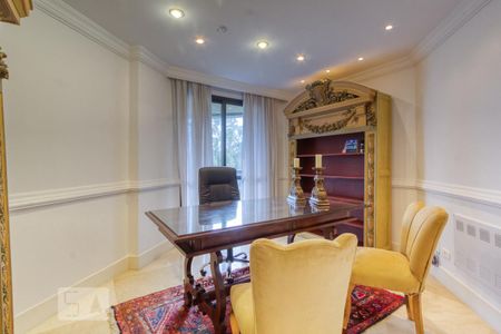 Escritório de apartamento à venda com 4 quartos, 392m² em Cabral, Curitiba