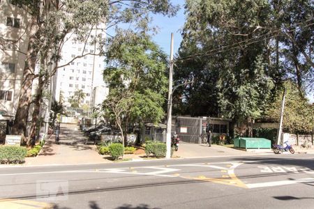 Apartamento à venda com 44m², 2 quartos e 1 vaga Apartamento à venda com 44m², 2 quartos e 1 vagaFachada