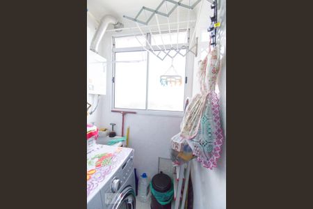 Apartamento à venda com 44m², 2 quartos e 1 vaga Apartamento à venda com 44m², 2 quartos e 1 vagaÁrea de Serviço
