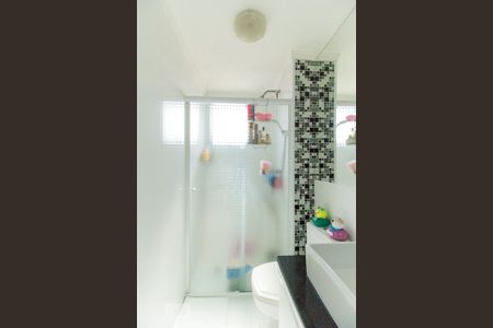 Banheiro de apartamento à venda com 2 quartos, 44m² em Jardim Íris, São Paulo