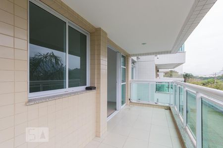 Varanda de apartamento à venda com 2 quartos, 70m² em Jacarepaguá, Rio de Janeiro