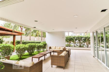 Apartamento à venda com 70m², 2 quartos e 1 vagaÁrea Comum