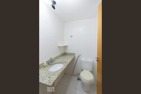 Apartamento à venda com 70m², 2 quartos e 1 vagaBanheiro Social