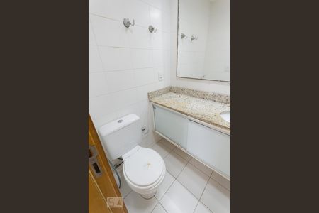 Apartamento à venda com 70m², 2 quartos e 1 vagaBanheiro da Suíte