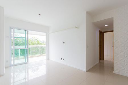 Sala de apartamento à venda com 2 quartos, 70m² em Jacarepaguá, Rio de Janeiro