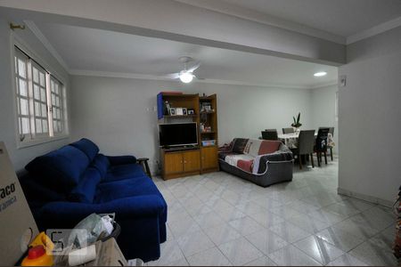 Sala de casa à venda com 4 quartos, 200m² em Vila Universitária, São Paulo