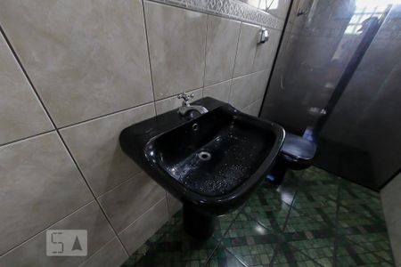 Casa para alugar com 120m², 2 quartos e sem vagaBanheiro da  Suite