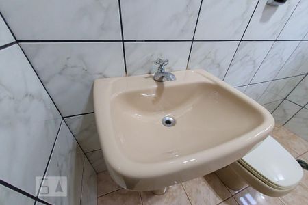 Casa para alugar com 120m², 2 quartos e sem vagaBanheiro