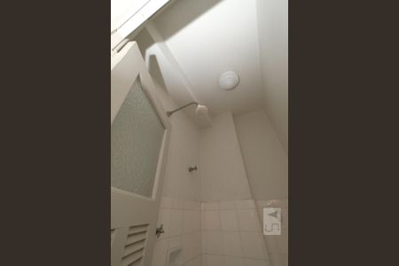 Apartamento para alugar com 65m², 2 quartos e sem vagaBanheiro de Serviço
