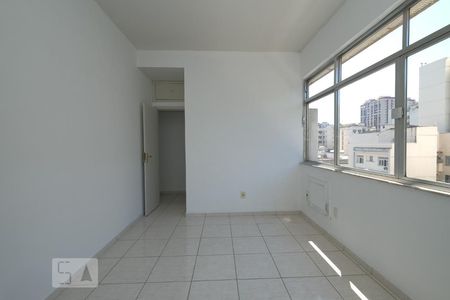 Quarto 2 de apartamento para alugar com 2 quartos, 65m² em Vila Isabel, Rio de Janeiro