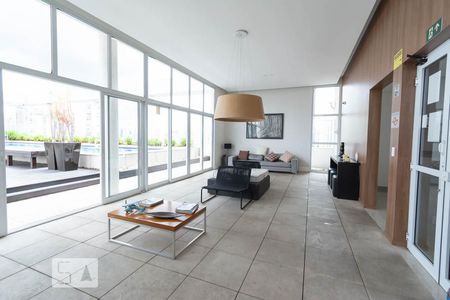 Studio para alugar com 37m², 1 quarto e 1 vaga Studio para alugar com 37m², 1 quarto e 1 vagaÁrea Piscina