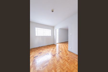 Apartamento para alugar com 120m², 3 quartos e 1 vaga Apartamento para alugar com 120m², 3 quartos e 1 vagaSala