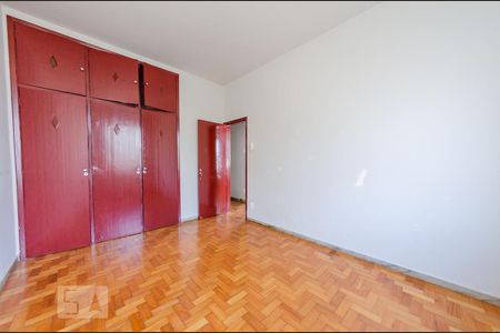 Apartamento para alugar com 120m², 3 quartos e 1 vaga Apartamento para alugar com 120m², 3 quartos e 1 vagaQuarto 2