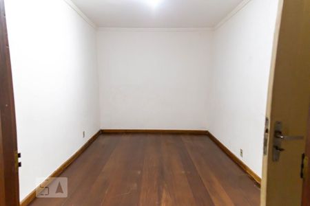 Casa à venda com 110m², 2 quartos e 1 vagaQuarto