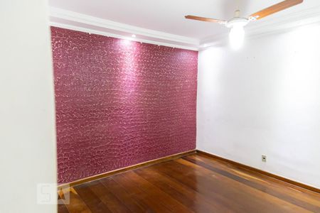 Sala de casa à venda com 2 quartos, 110m² em Vila Albano, São Paulo