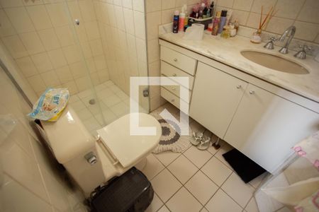 Apartamento à venda com 64m², 2 quartos e 2 vagas Apartamento à venda com 64m², 2 quartos e 2 vagasBanheiro do Quarto 2