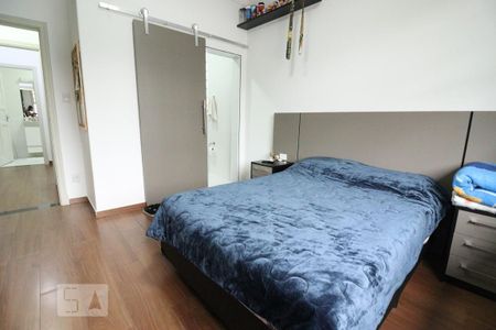 Casa à venda com 220m², 5 quartos e 2 vagasQuarto 2