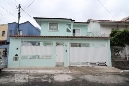 Casa à venda com 220m², 5 quartos e 2 vagasFachada