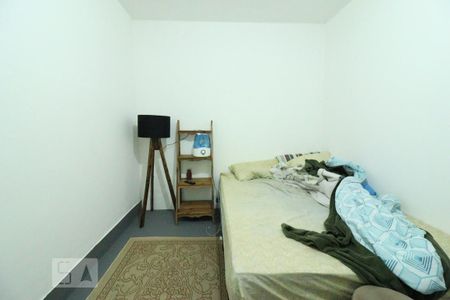 Casa à venda com 220m², 5 quartos e 2 vagasQuarto 6