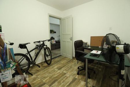 Casa à venda com 220m², 5 quartos e 2 vagasQuarto 7