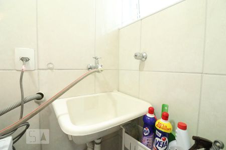 Casa à venda com 220m², 5 quartos e 2 vagasÁrea de Serviço 2