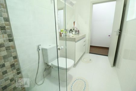 Casa à venda com 220m², 5 quartos e 2 vagasBanheiro 3