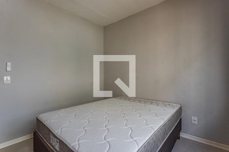 Quarto de apartamento à venda com 1 quarto, 42m² em Jardim do Salso, Porto Alegre