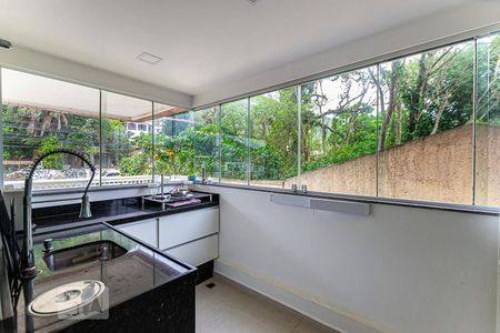 Cozinha de apartamento à venda com 1 quarto, 45m² em Itaipu, Niterói