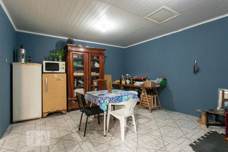Sala 2 de casa à venda com 3 quartos, 180m² em Estância Velha, Canoas