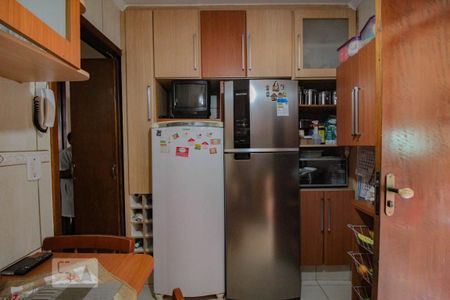 Casa à venda com 220m², 4 quartos e 2 vagas