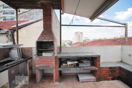 Casa à venda com 220m², 4 quartos e 2 vagas