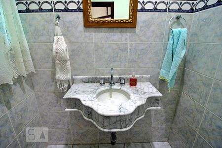 Lavabo de casa à venda com 3 quartos, 394m² em Vila Helena, Santo André