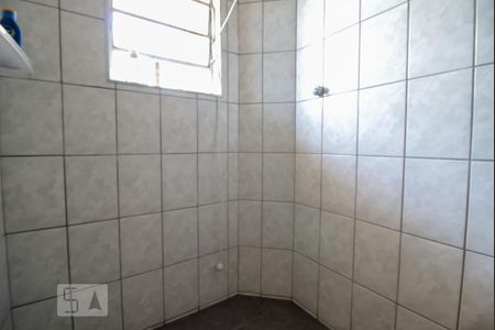 Casa à venda com 130m², 3 quartos e 1 vagaBanheiro 2